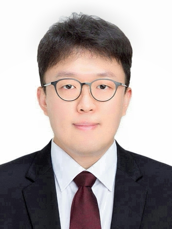 Seok-Hwan Kim